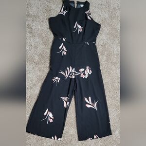 Sleeveless flower jumpsuit